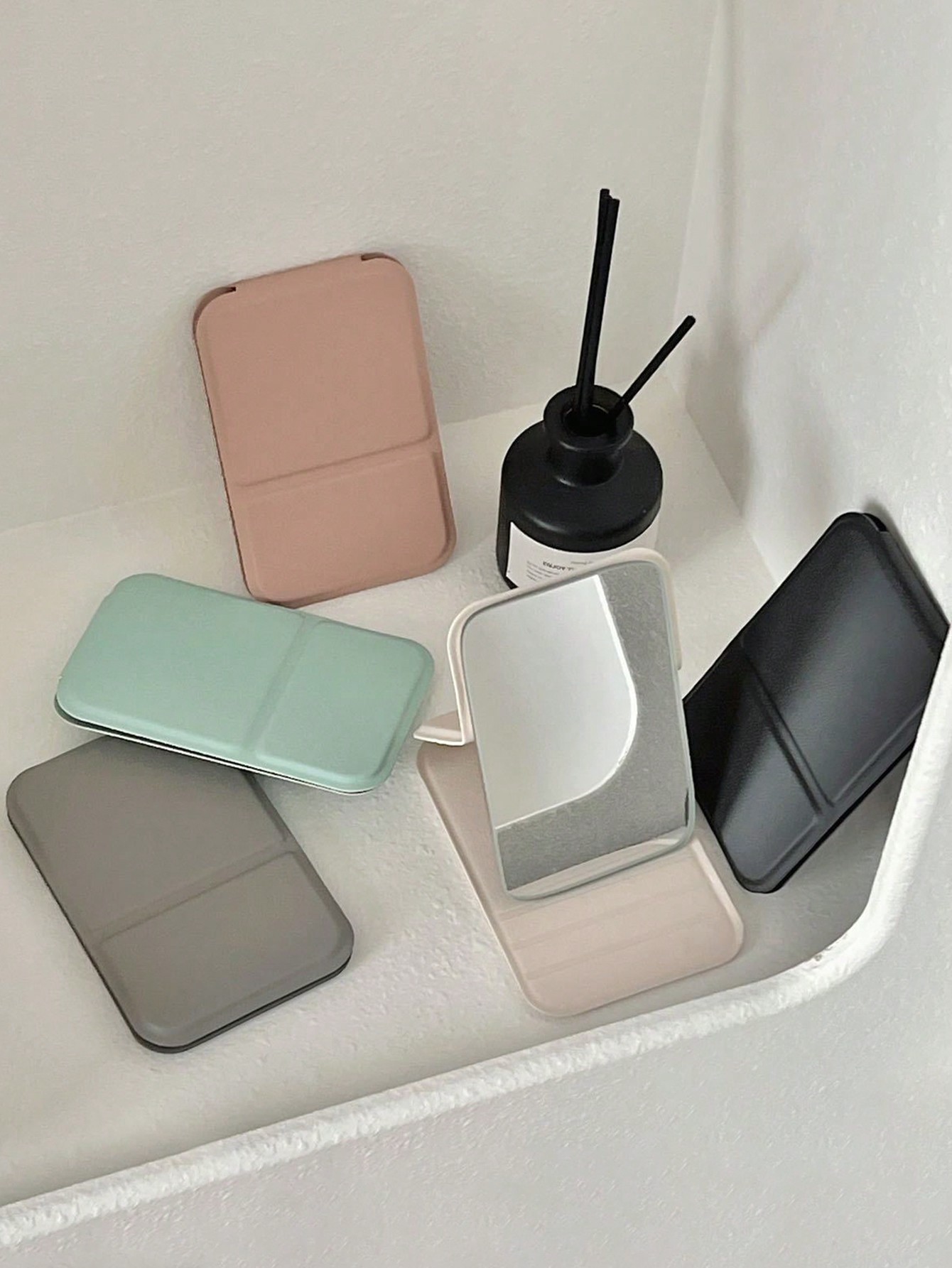 Set Cermin Rias Mini Lipat Por - Beauty & Makeup Katia Di Paola ulasan dan harga